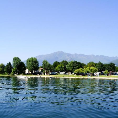 Residence In Camping Solarium Domaso Bagian luar foto