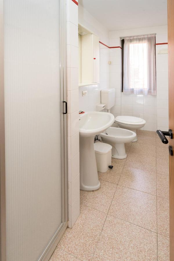 Residence In Camping Solarium Domaso Bagian luar foto